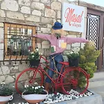 Signature By Masal Butik Alaçatı